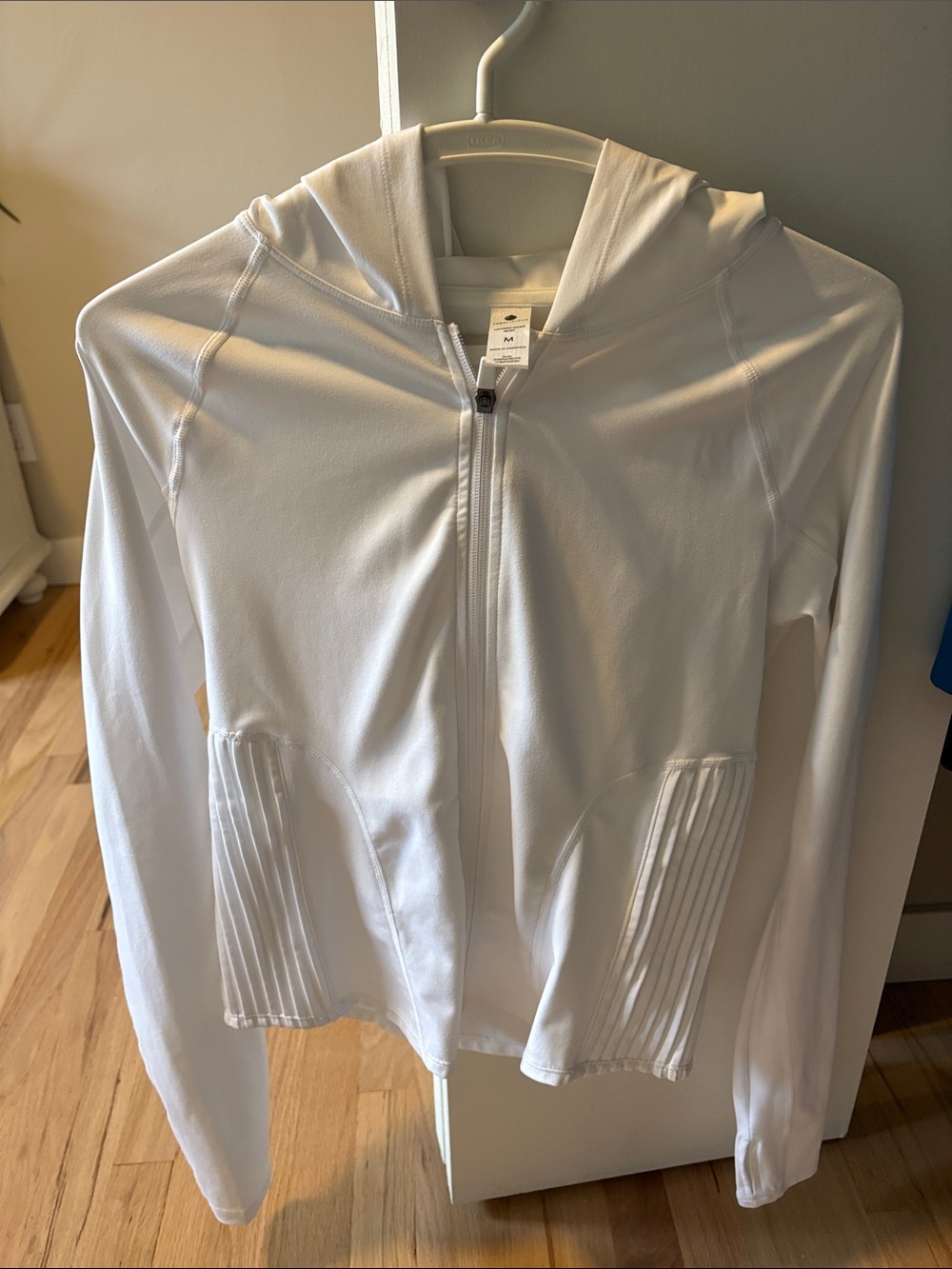 Yogalicious Women's White Hooded Zip-up Jacket
